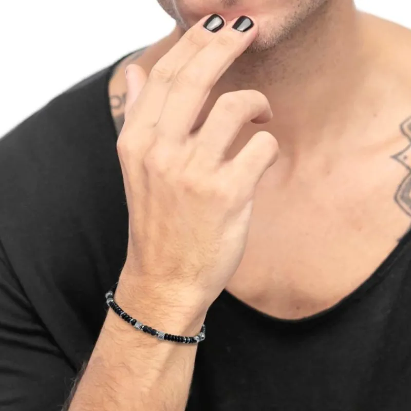 Outlet Bracciale con dischetti di onice nera e pietra lavica e anellini in acciaio Bracciali