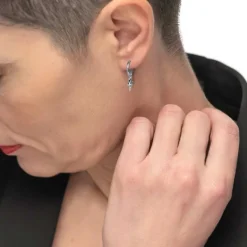 Sale Orecchino a cerchio con fulmine pendente Orecchini